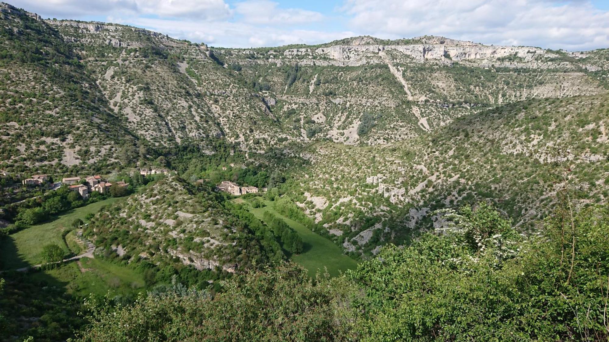 Gite En Cevennes Du Sud, Bergerie Restauree Au Rez De Jardin D'Une Bastide Avec Piscine, Vue Exceptionnelle, Authenticite Et Confort Saint-Laurent-le-Minier Εξωτερικό φωτογραφία